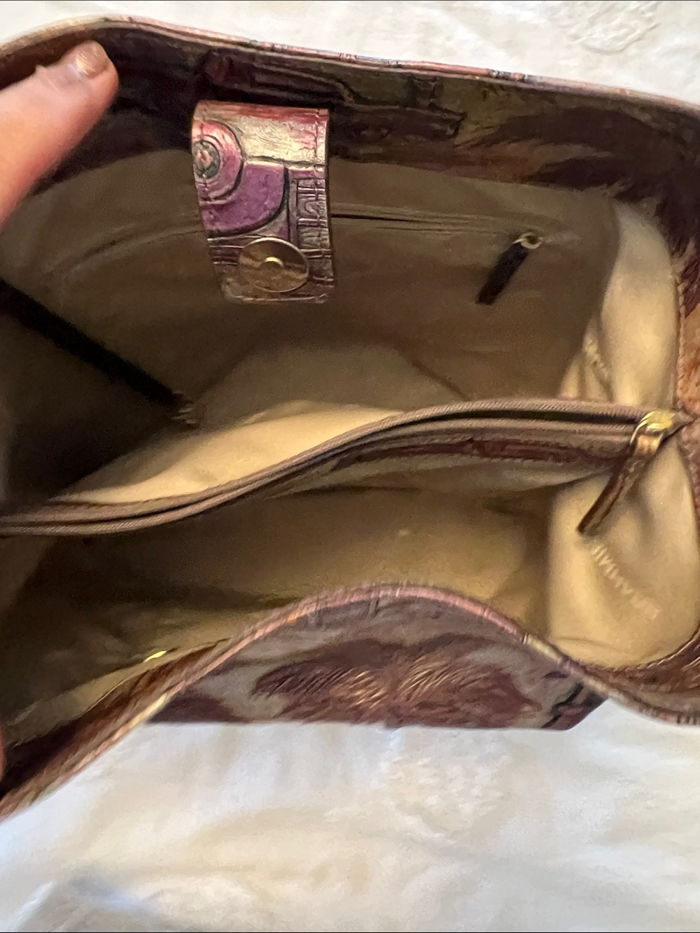 Brahmin Metallic Palm & Woodie Shoulder Bag in Bronze and Black - Picture 3 of 6